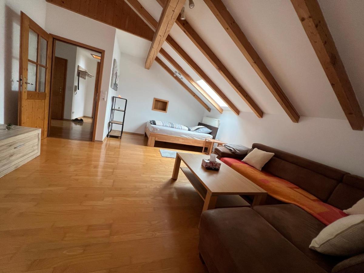 D&R Appartement Bei Rosenheim Luaran gambar